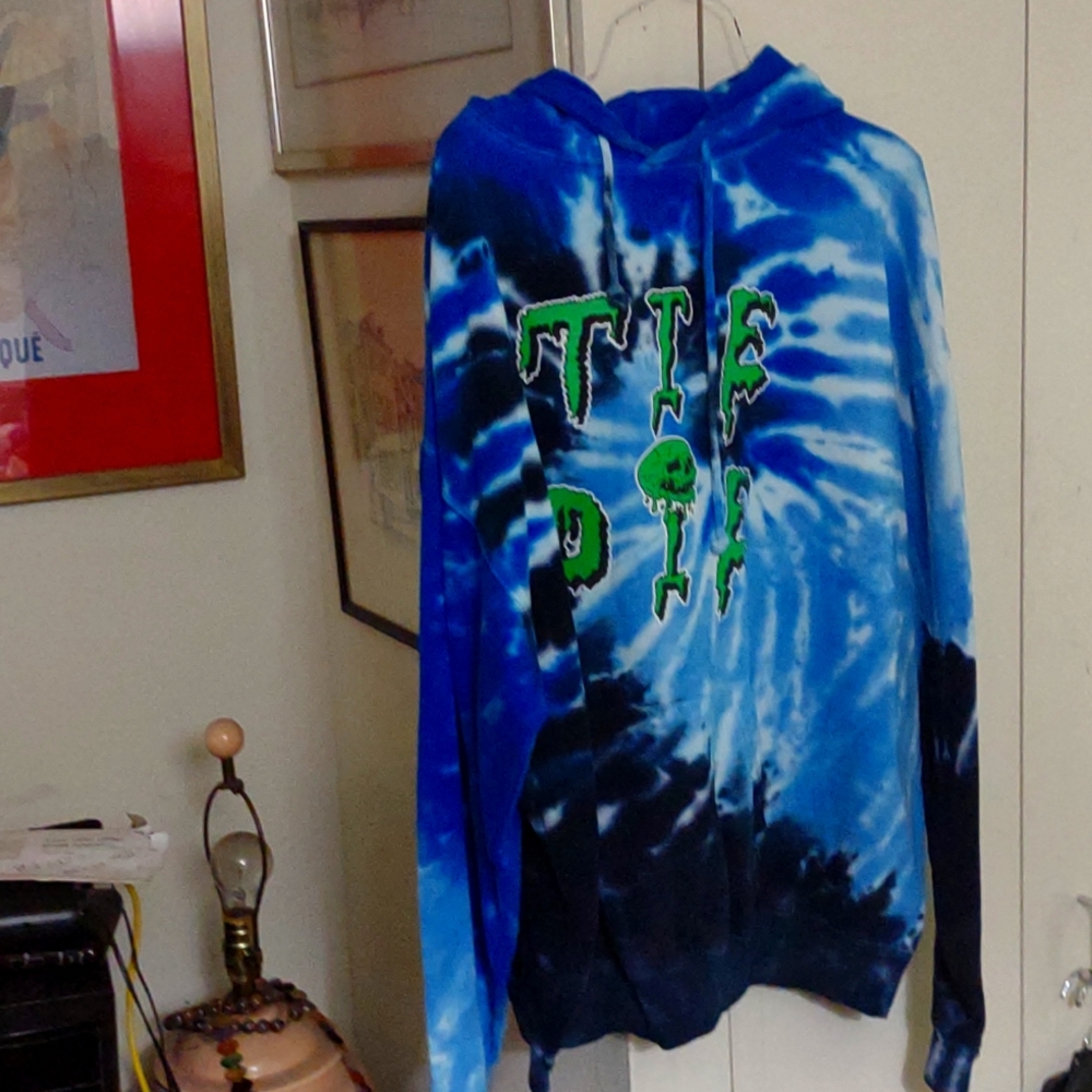 Men's good condition tie dye hoodie sz xl
